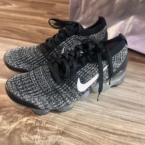 NIKE VAPOR MAX FLY KNIT 3 BLACK WOMENS 9 LIKE NEW*